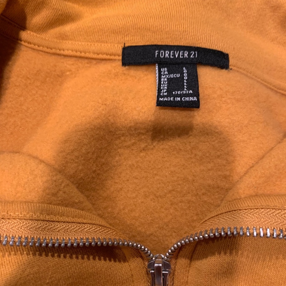 Cropped Sweatshirt